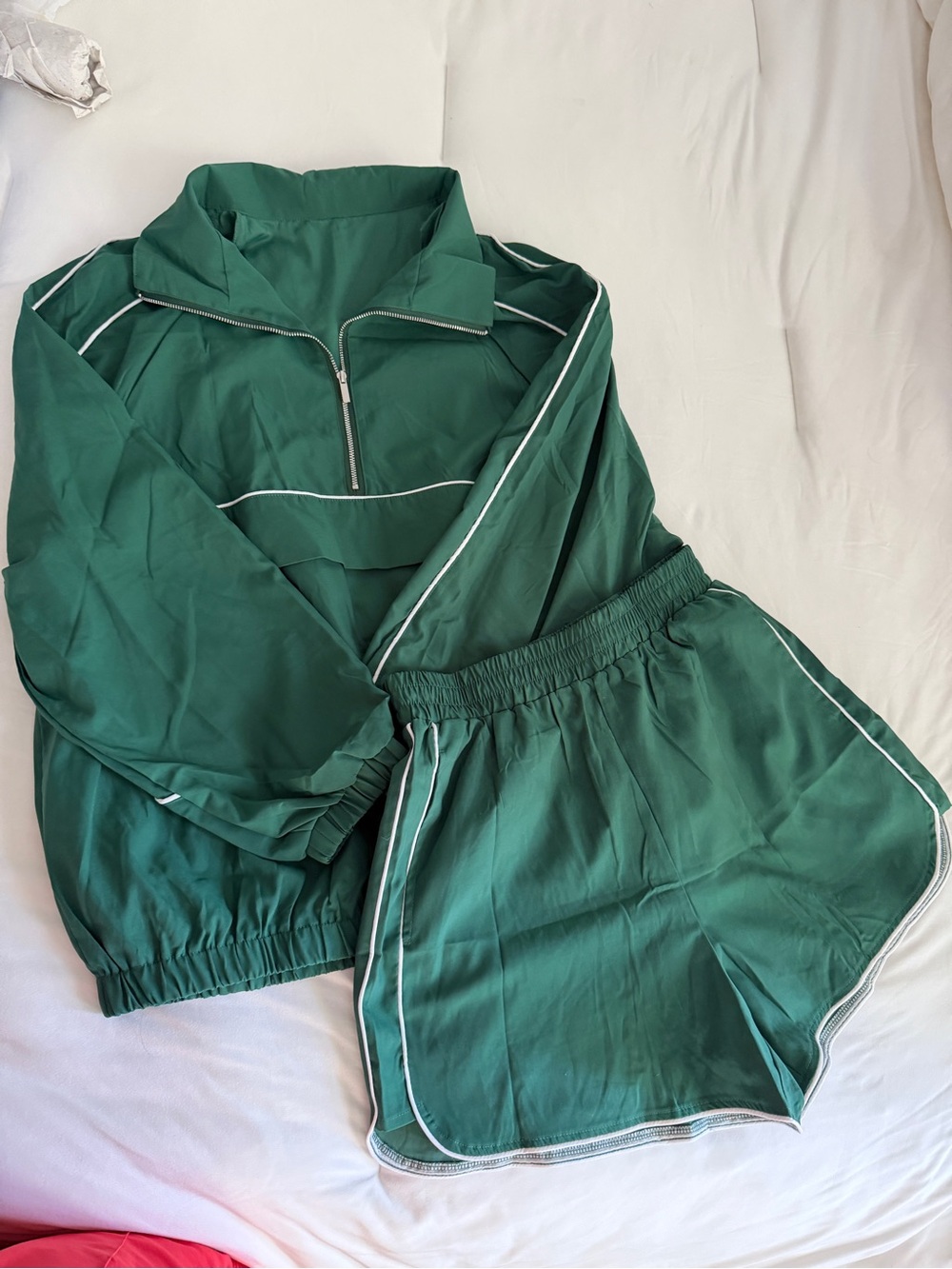 Green Women's Two-Piece Lounge Set - Pullover & Shorts